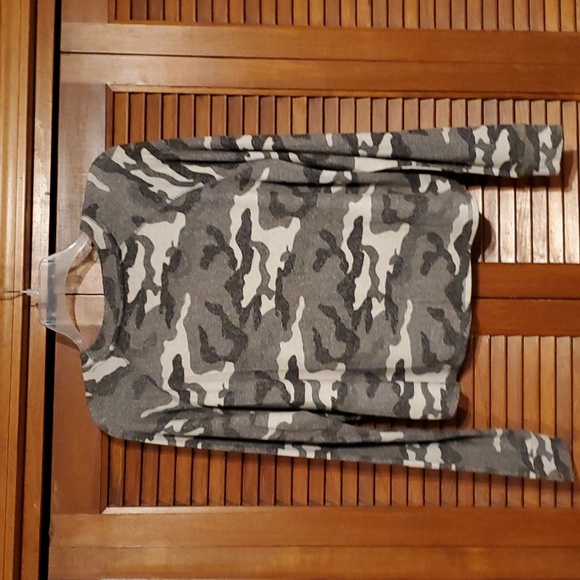 NWT SO camo short - Picture 2 of 7